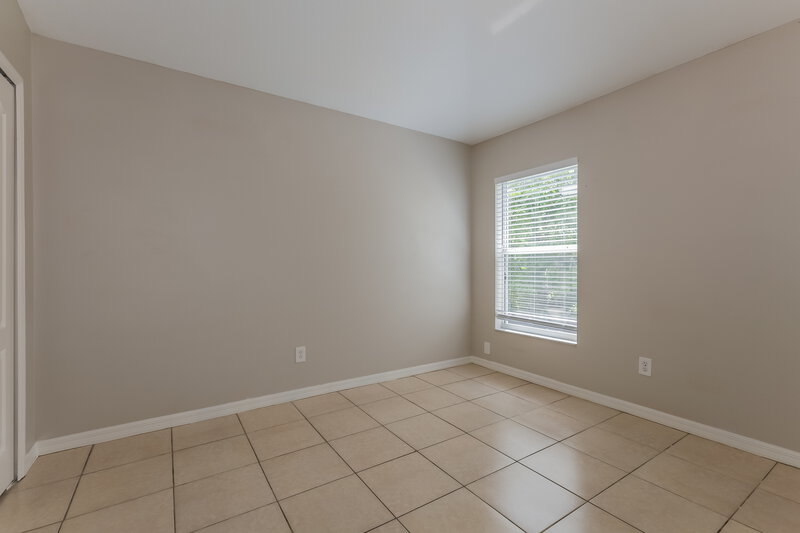 2,065/Mo, 2614 Lansbury Pl Seffner, FL 33584 Bedroom View 2