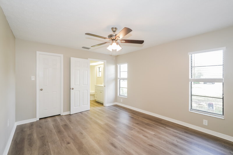 3,650/Mo, 22853 Fern Ct Land O' Lakes, FL 34639 Main Bedroom View 2
