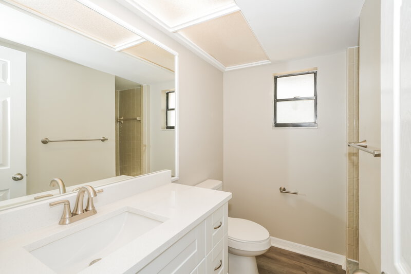 3,650/Mo, 22853 Fern Ct Land O' Lakes, FL 34639 Bathroom View