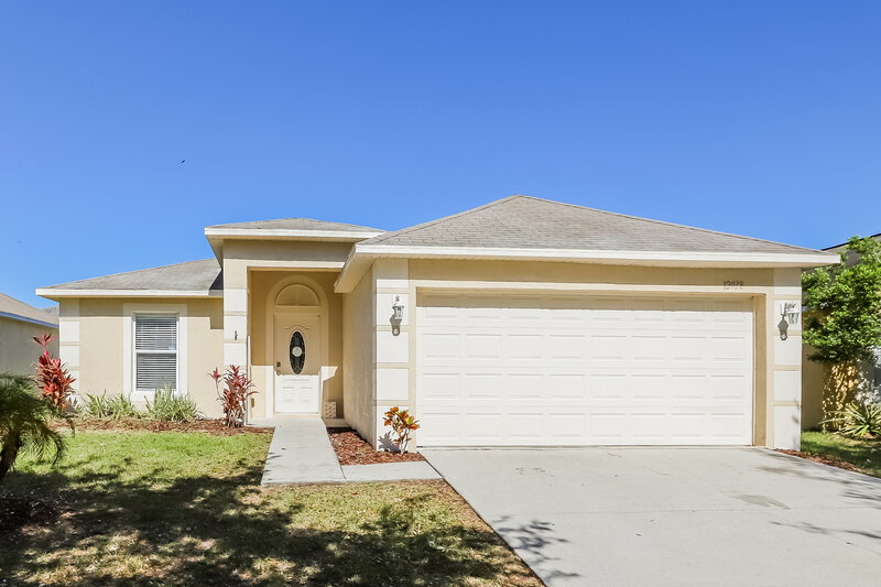 2,025/Mo, 12938 Bridleford Dr Gibsonton, FL 33534 External View