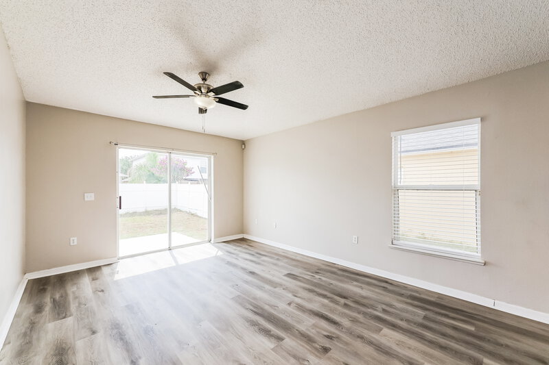 2,065/Mo, 12938 Bridleford Dr Gibsonton, FL 33534 Dining Room View