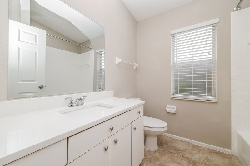 2,595/Mo, 1326 Kinsmere Dr Trinity, FL 34655 Bathroom View
