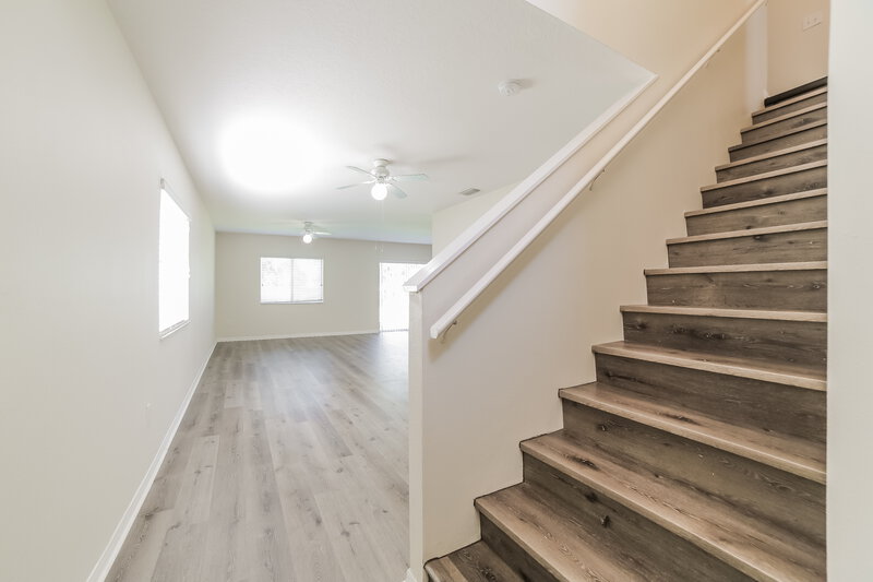 2,315/Mo, 10803 Summerton Dr Riverview, FL 33579 Living Room View 2