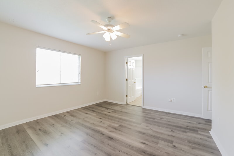 2,315/Mo, 10803 Summerton Dr Riverview, FL 33579 Main Bedroom View 2