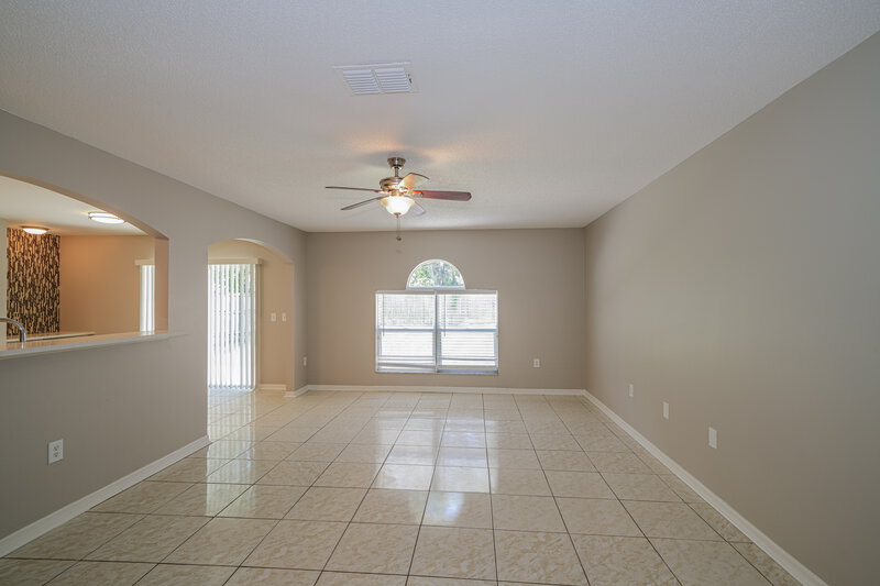 3,640/Mo, 13809 Gentle Woods Ave Riverview, FL 33569 Living Room View 2