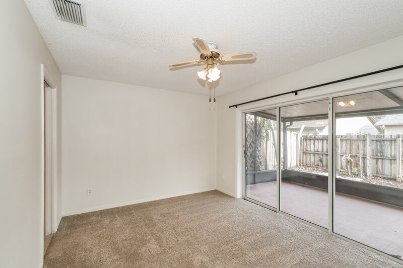 2,365/Mo, 10148 Cedar Dune Dr Tampa, FL 33624 Main Bedroom View