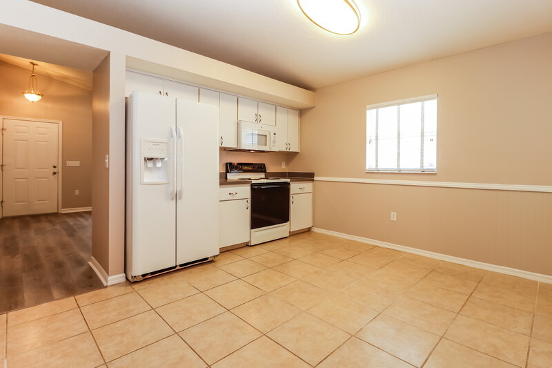 1,760/Mo, 7853 Chadwick Dr New Port Richey, FL 34654 Kitchen View 2