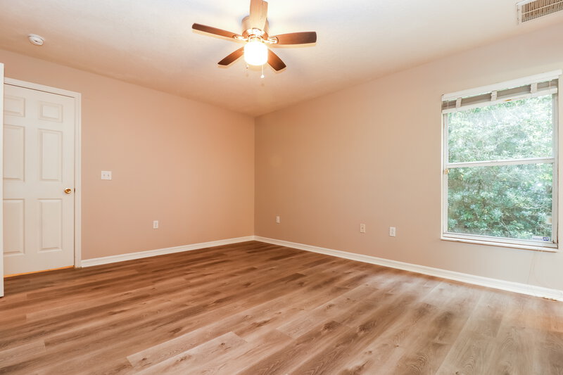1,760/Mo, 7853 Chadwick Dr New Port Richey, FL 34654 Main Bedroom View 2