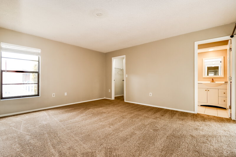 2,560/Mo, 2225 Hidden Meadows Dr E Palm Harbor, FL 34683 Main Bedroom View