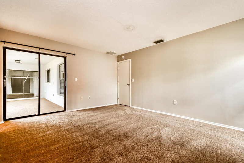 2,560/Mo, 2225 Hidden Meadows Dr E Palm Harbor, FL 34683 Main Bedroom View 2