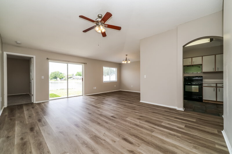 2,145/Mo, 1209 Flexford St Brandon, FL 33511 Living Room View