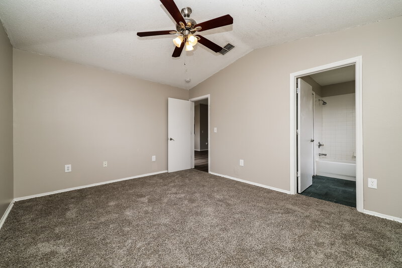 2,145/Mo, 1209 Flexford St Brandon, FL 33511 Main Bedroom View 2