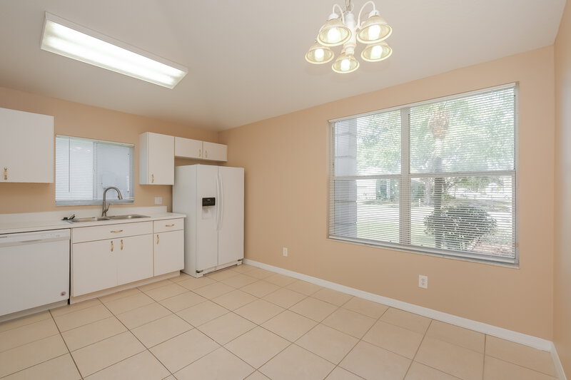 2,000/Mo, 1911 Brandon Brook Rd Valrico, FL 33594 Dining Room View