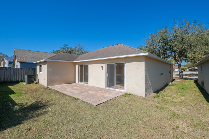 2,000/Mo, 1911 Brandon Brook Rd Valrico, FL 33594 Rear View