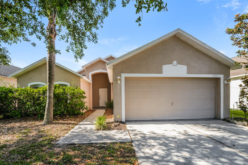2,060/Mo, 34325 Smart Dr Zephyrhills, FL 33541 External View