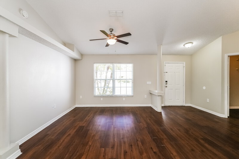 2,125/Mo, 10414 Copperwood Dr New Port Richey, FL 34654 Living Room View