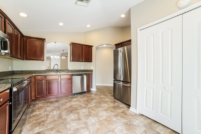 1,975/Mo, 15747 Greyrock Dr Spring Hill, FL 34610 Kitchen View 2
