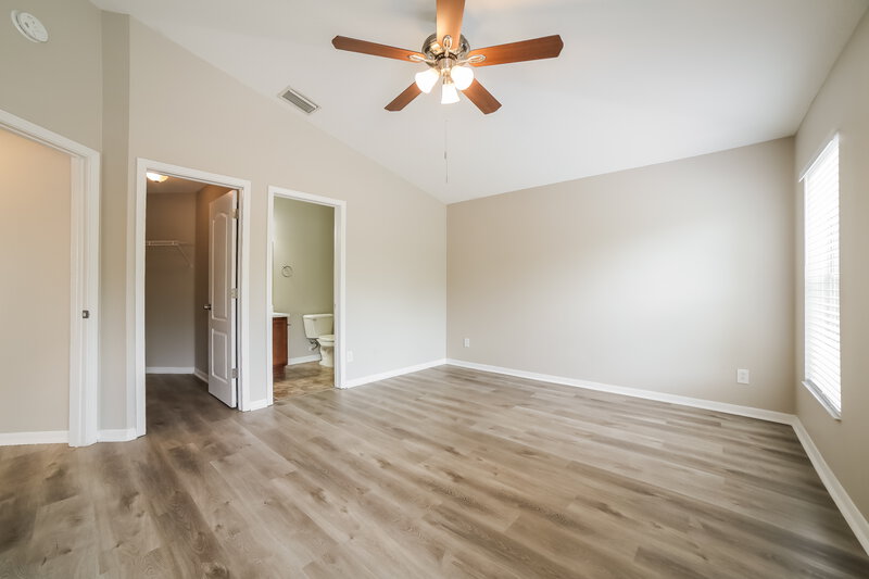 1,975/Mo, 15747 Greyrock Dr Spring Hill, FL 34610 Main Bedroom View