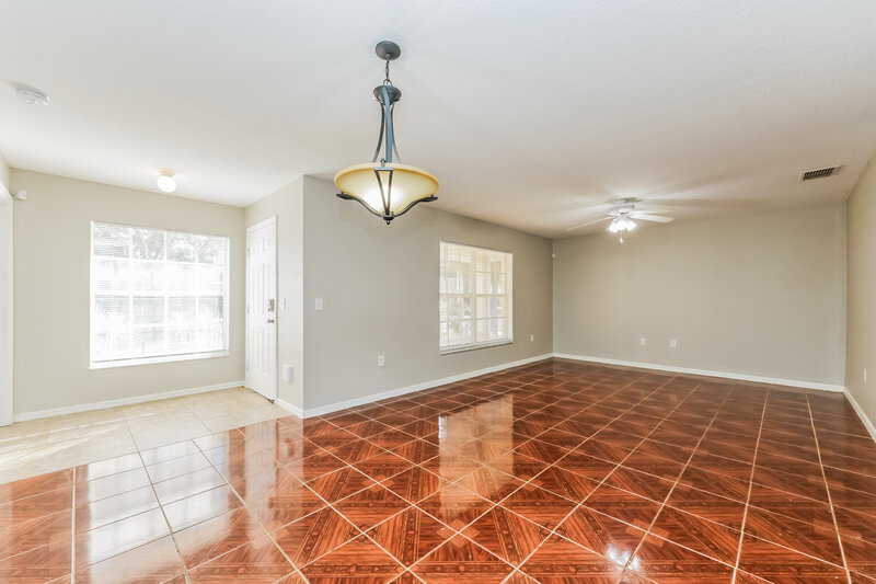 1,730/Mo, 10404 Summerview Cir Riverview, FL 33578 Dining Room View 2