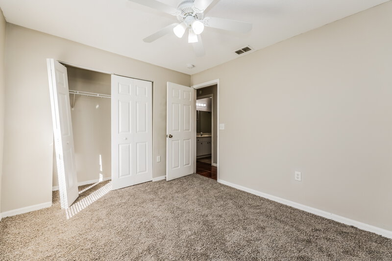 1,730/Mo, 10404 Summerview Cir Riverview, FL 33578 Bedroom View 4