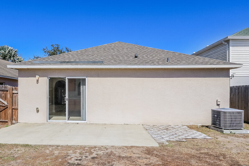 3,250/Mo, 11426 Ivy Flower Loop Riverview, FL 33578 Rear View