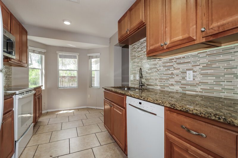 1,765/Mo, 8047 Hathaway Dr New Port Richey, FL 34654 Kitchen View