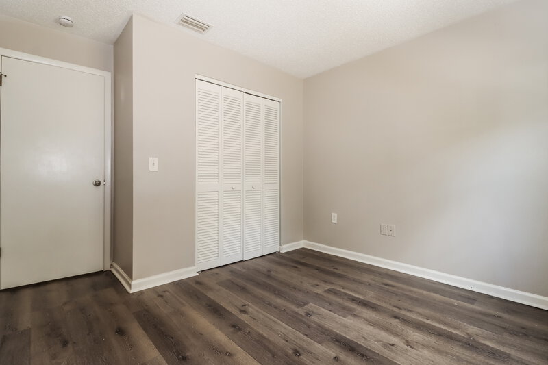 1,765/Mo, 8047 Hathaway Dr New Port Richey, FL 34654 Bedroom View 3