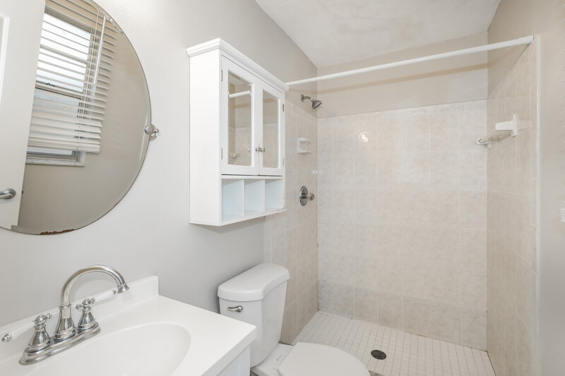 2,140/Mo, 307 Timber Creek Dr Brandon, FL 33510 Main Bathroom View