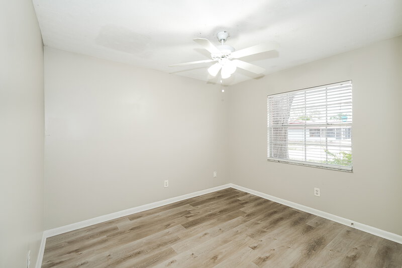 2,140/Mo, 307 Timber Creek Dr Brandon, FL 33510 Bedroom View