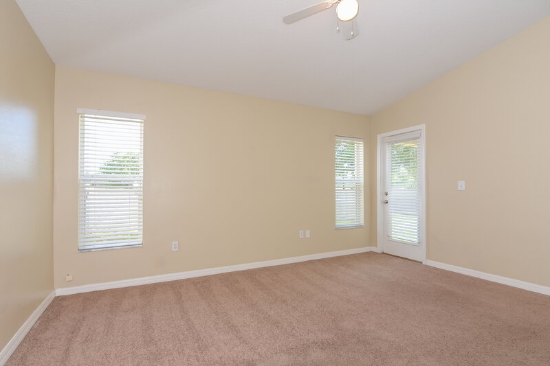 1,930/Mo, 7512 Maroon Peak Dr Ruskin, FL 33573 Bedroom View