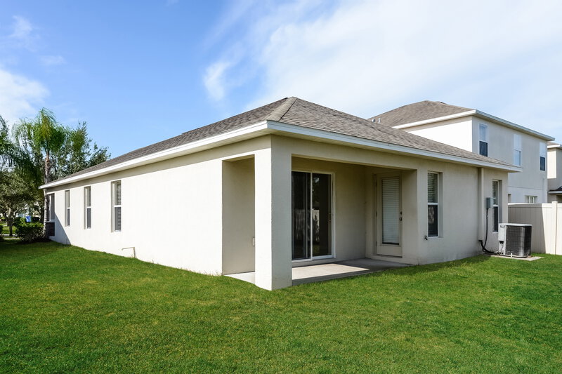1,930/Mo, 7512 Maroon Peak Dr Ruskin, FL 33573 rearview View