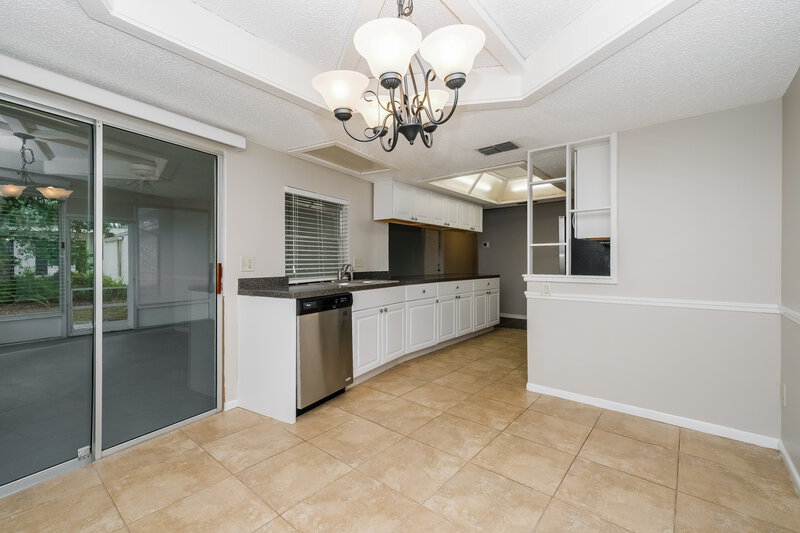 1,905/Mo, 8613 White Springs Dr New Port Richey, FL 34655 Breakfast Nook View