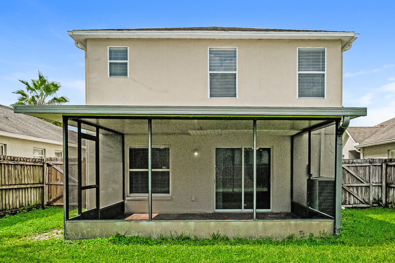 2,180/Mo, 3348 Thistledown Ln Land O' Lakes, FL 34638 Rear View