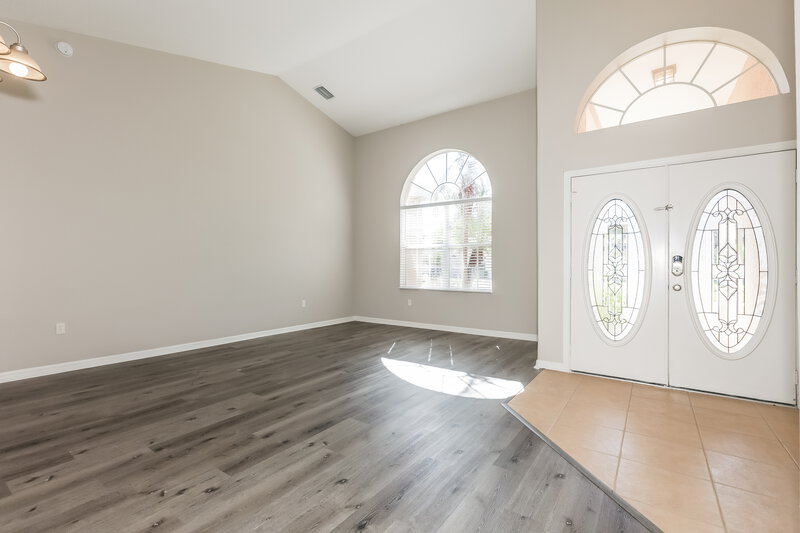 2,415/Mo, 5514 Foxtail Ct Wesley Chapel, FL 33543 Living Room View