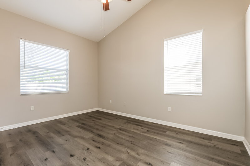 2,415/Mo, 5514 Foxtail Ct Wesley Chapel, FL 33543 Main Bedroom View