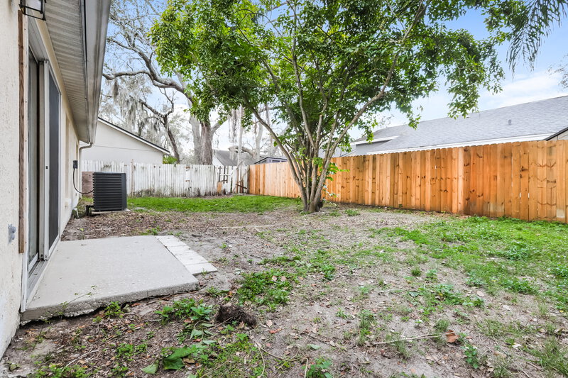 1,970/Mo, 4007 Levonshire Pl Valrico, FL 33596 Exterior View