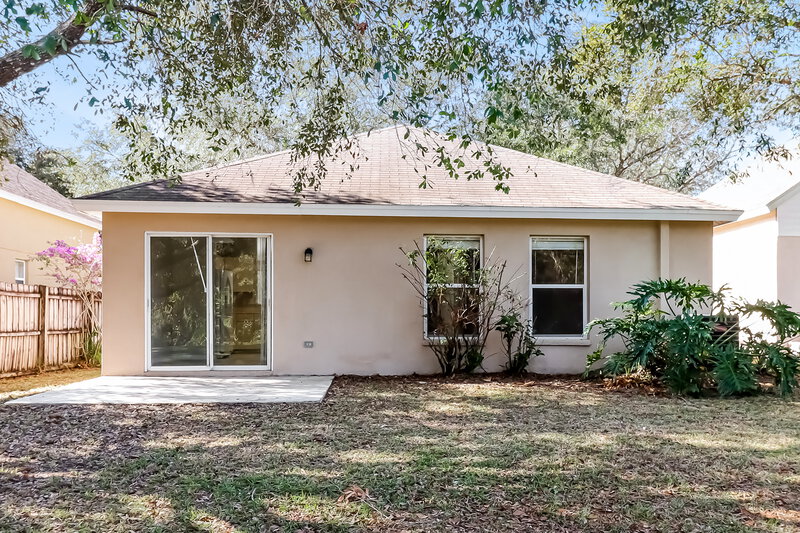 2,030/Mo, 15113 Deer Meadow Dr Lutz, FL 33559 Rear View