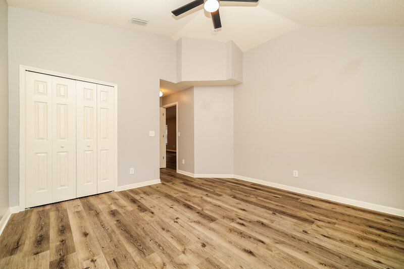 1,945/Mo, 11104 Robin Lake Ct Riverview, FL 33569 Main Bedroom View 2