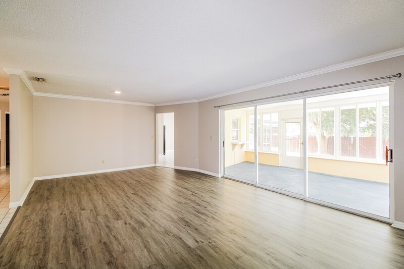 0/Mo, 9132 Hawkins Ct New Port Richey, FL 34655 Living Room View