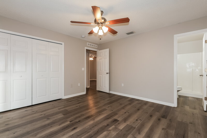 2,095/Mo, 30319 Birdhouse Dr Wesley Chapel, FL 33545 Main Bedroom View 2