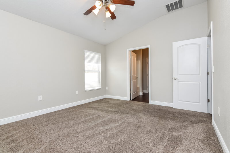 1,915/Mo, 10755 Standing Stone Dr Wimauma, FL 33598 Master Bedroom View