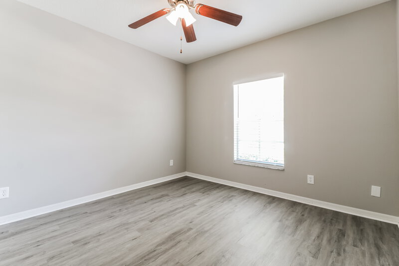 2,255/Mo, 721 Sandy Hills Ave Tarpon Springs, FL 34689 Bedroom View