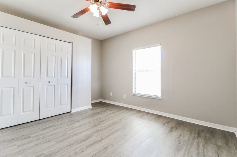 2,255/Mo, 721 Sandy Hills Ave Tarpon Springs, FL 34689 Bedroom View 2