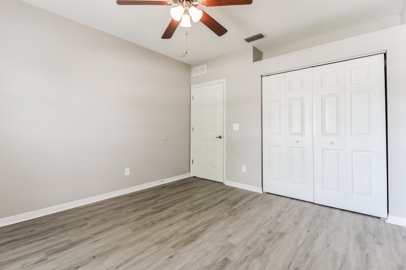 2,255/Mo, 721 Sandy Hills Ave Tarpon Springs, FL 34689 Bedroom View 4