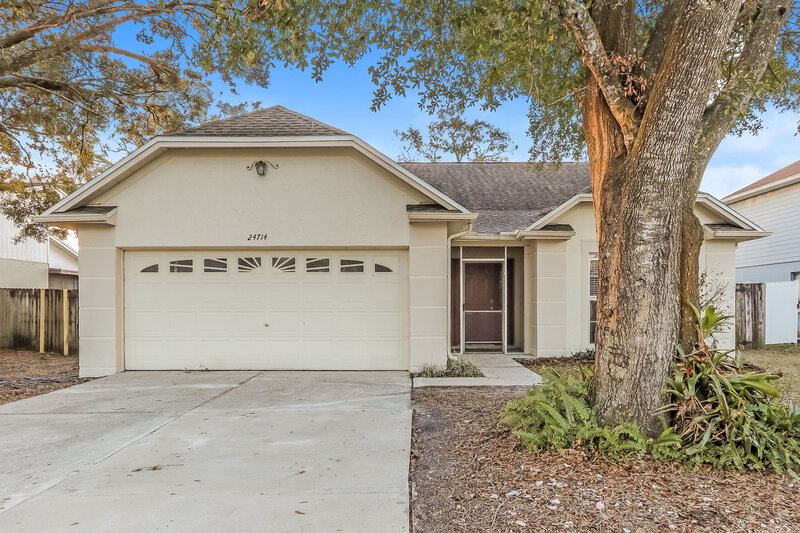 2,245/Mo, 24714 Silversmith Dr Lutz, FL 33559 External View