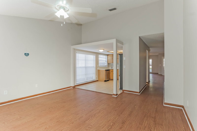 2,245/Mo, 24714 Silversmith Dr Lutz, FL 33559 Living Room View