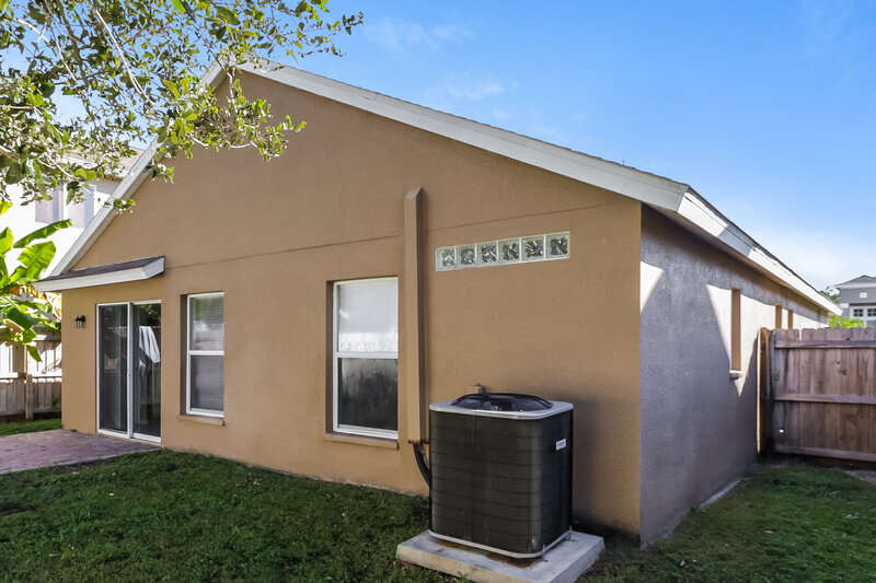 2,030/Mo, 8514 Hawbuck St Trinity, FL 34655 Rear View