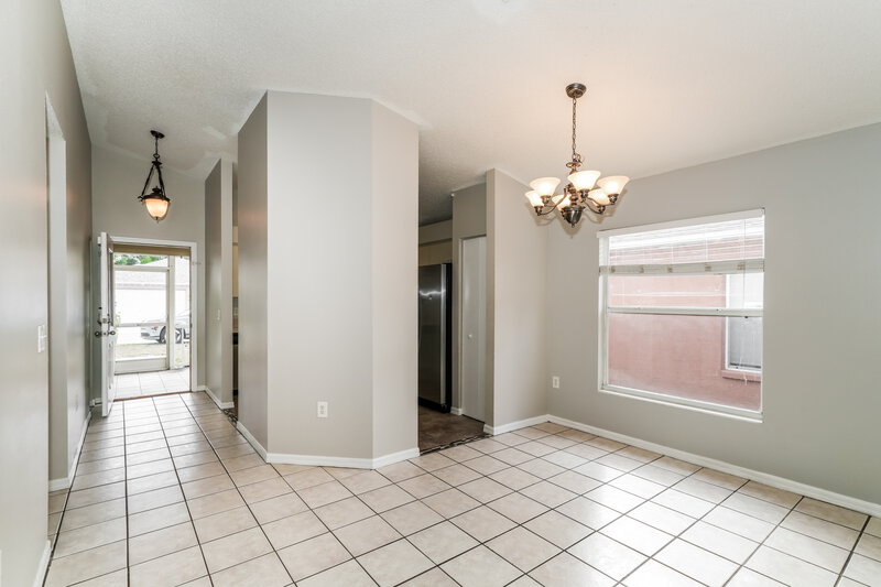1,860/Mo, 7921 Chadwick Dr New Port Richey, FL 34654 Dining Room View 3