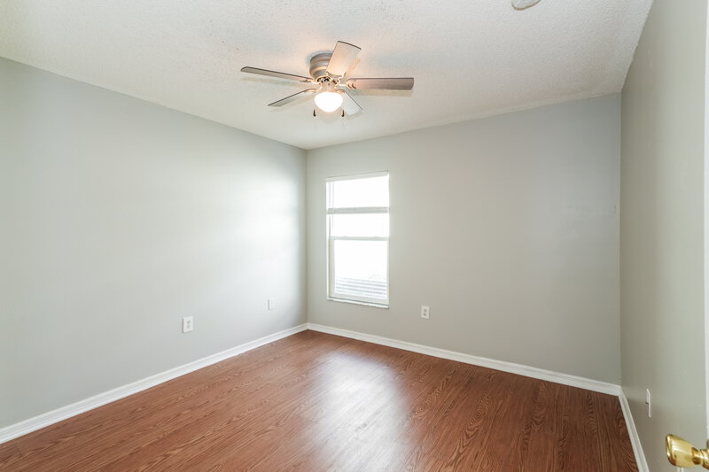 1,860/Mo, 7921 Chadwick Dr New Port Richey, FL 34654 Bedroom View 2
