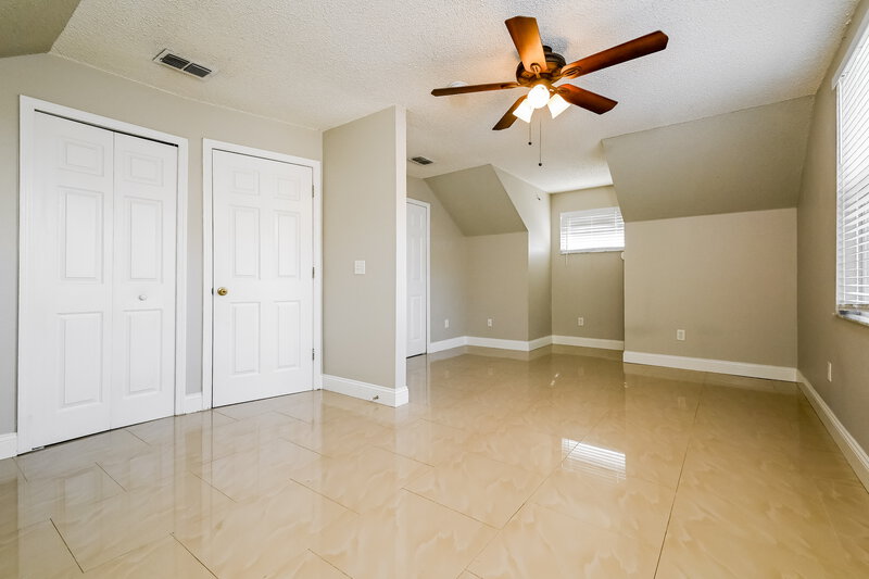 2,315/Mo, 22813 Saint Thomas Cir Lutz, FL 33549 Misc View 11